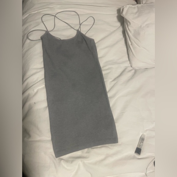 Grey tight fitted dress - Picture 3 of 6